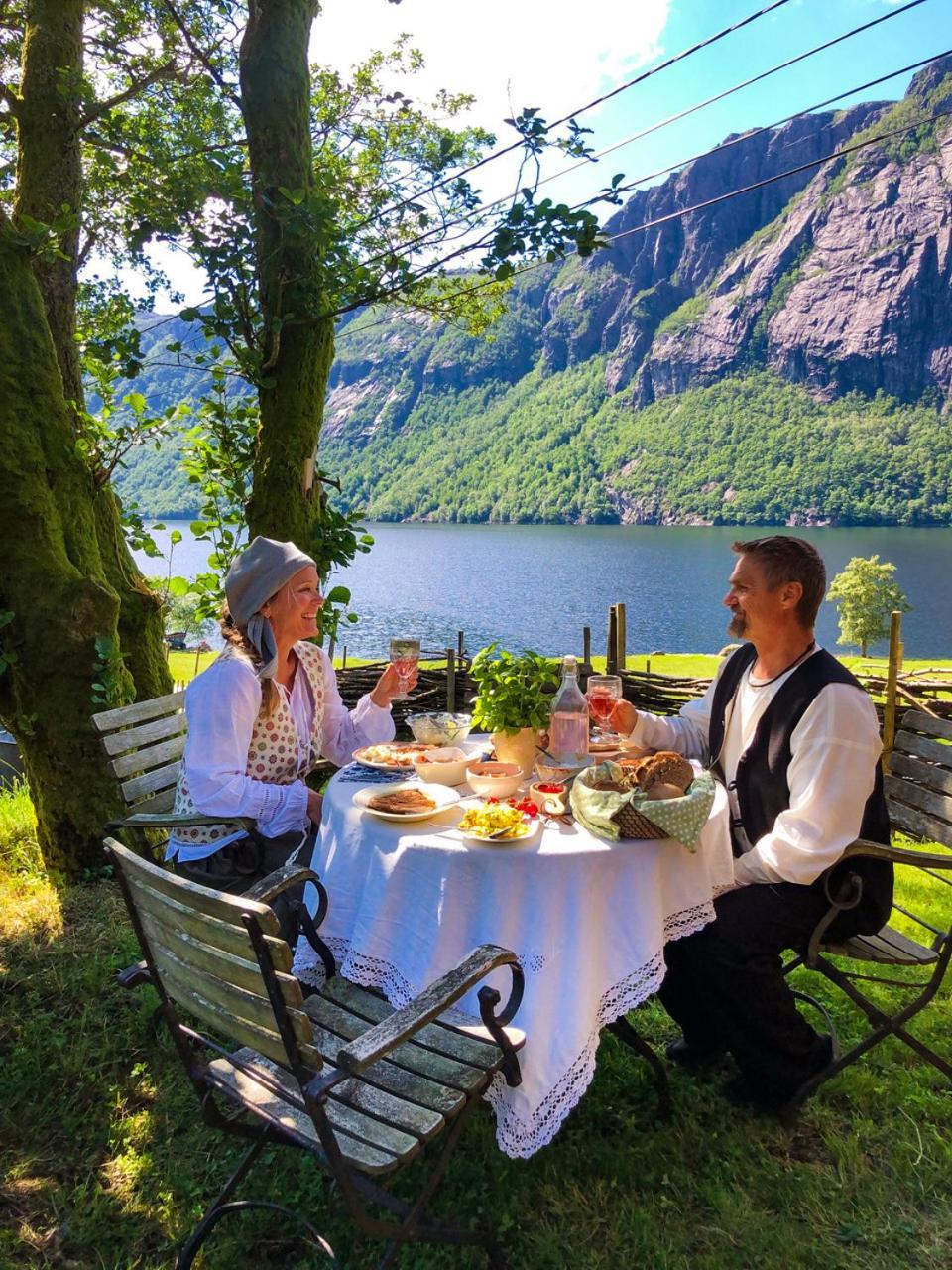 Hytte Ved Preikestolen Forsand Buitenkant foto